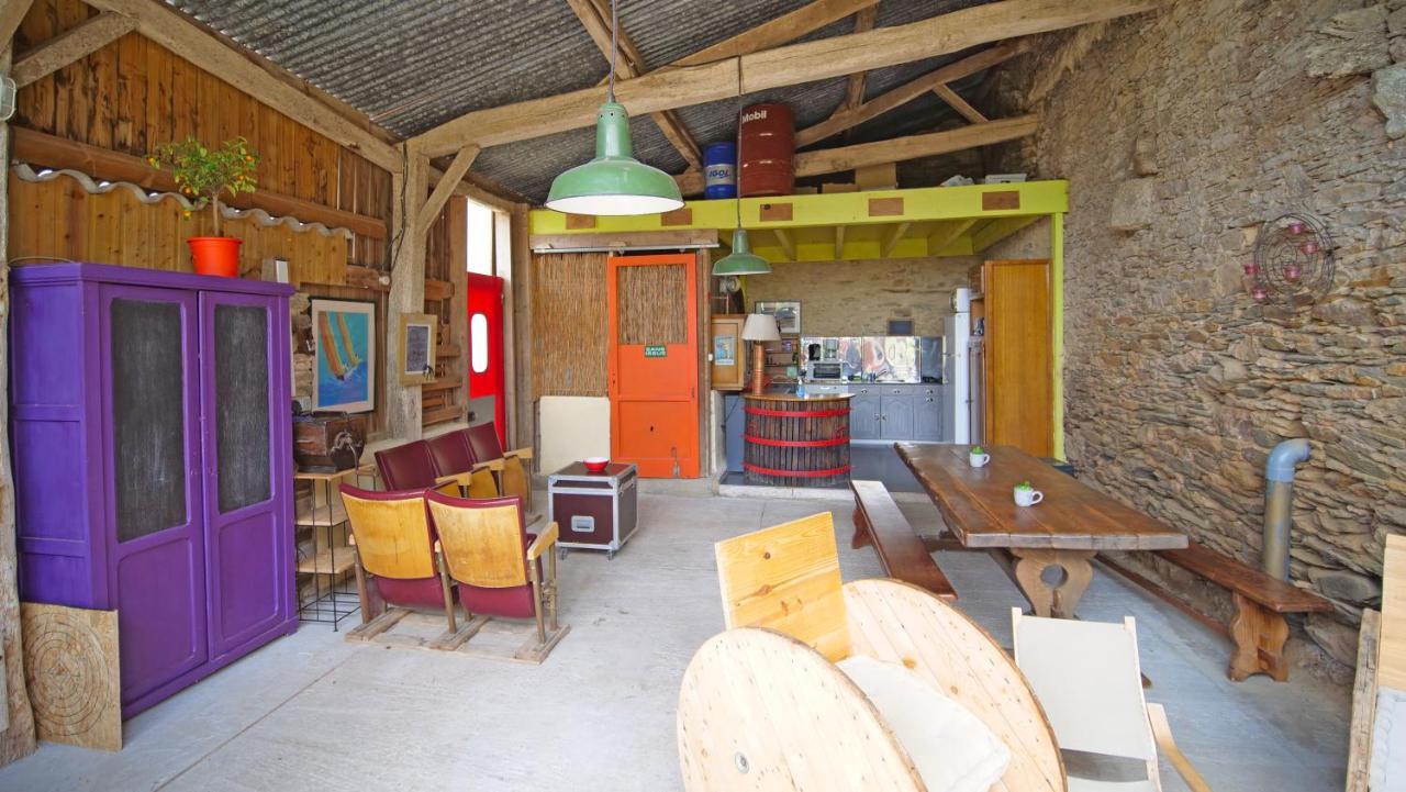 Aux Yourtes De La Fabrique Saint-Florent-des-Bois Exteriér fotografie